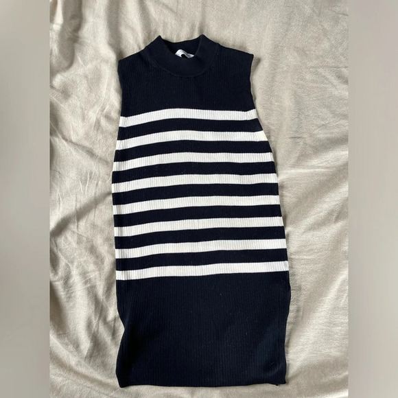 Everlane - The Breton Striped Sleeveless Turtleneck Ribbed Shirt Sweater Tank - Picture 7 of 8